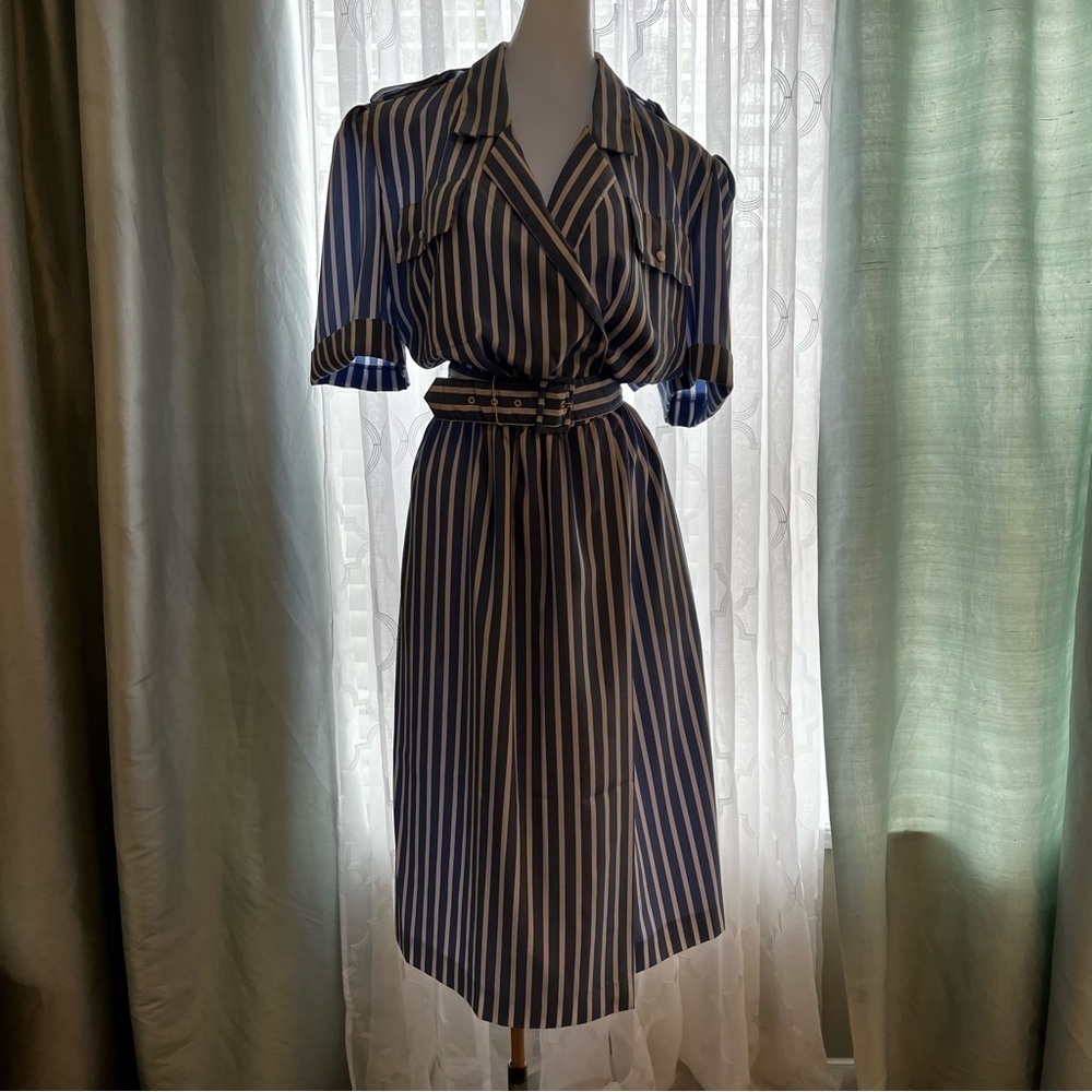 True 80sVintage DIANE VON FURSTENBERG Blue White Strips DVF Midi Wrap Dress 12 - Picture 12 of 17
